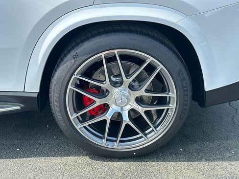 New 2026 Mercedes-Benz GLE 63 AMG S image 22