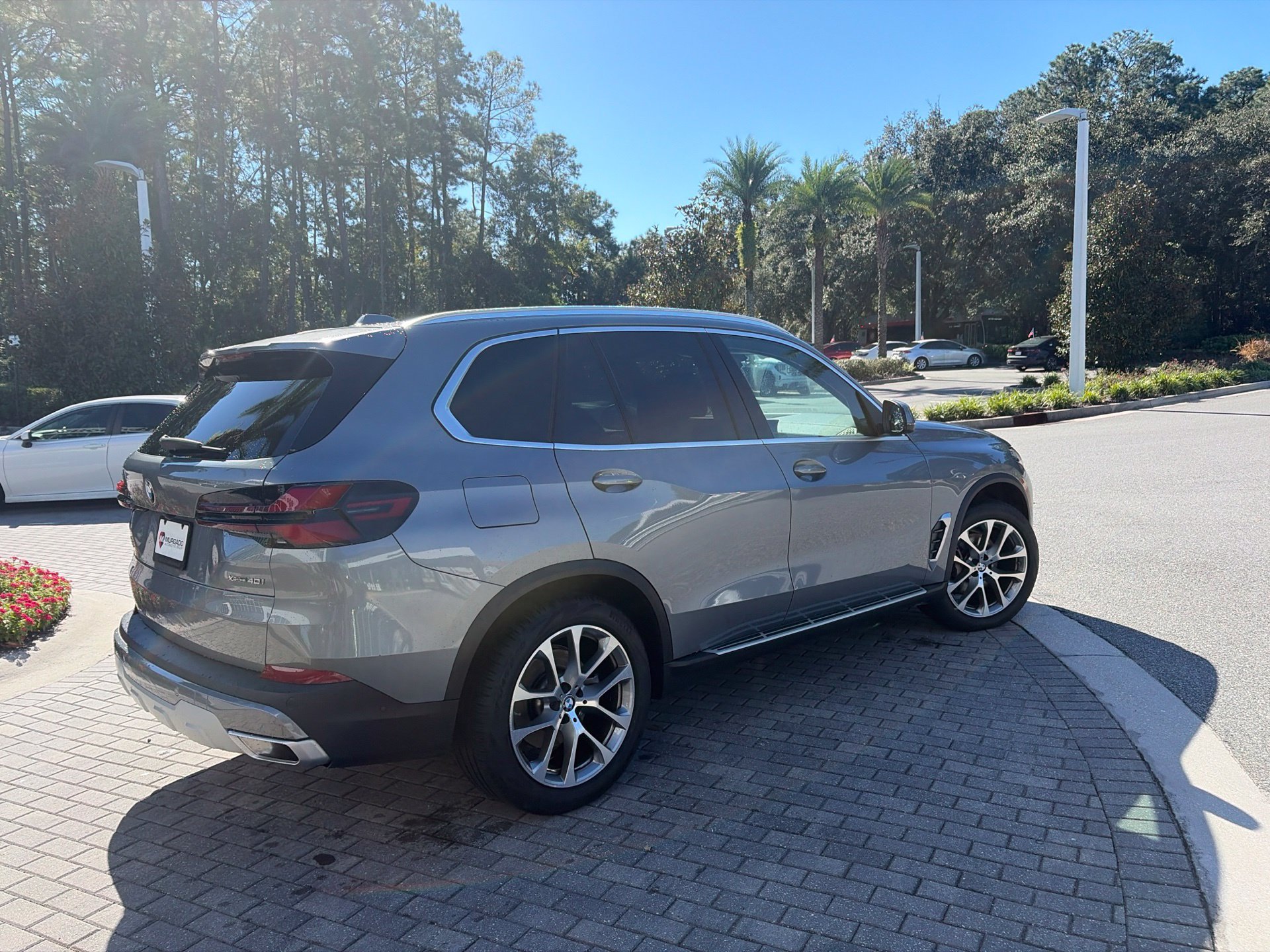 Used 2025 BMW X5 xDrive40i AWD/4WD image 4