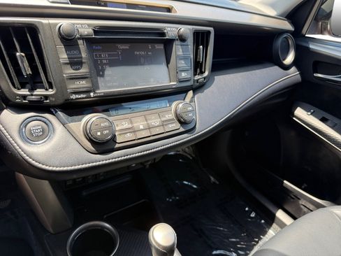 Used 2014 Toyota RAV4 Limited FWD image 12
