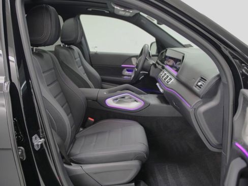 Certified 2026 Mercedes-Benz GLS 450 4MATIC image 19