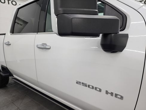 Used 2022 Chevrolet Silverado 2500 High Country w/ Safety Package II image 31