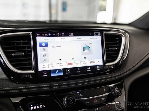 Used 2022 Chrysler Pacifica Touring-L w/ S Appearance Package FWD image 26