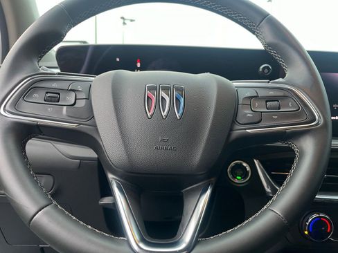 Used 2025 Buick Encore GX Preferred image 29