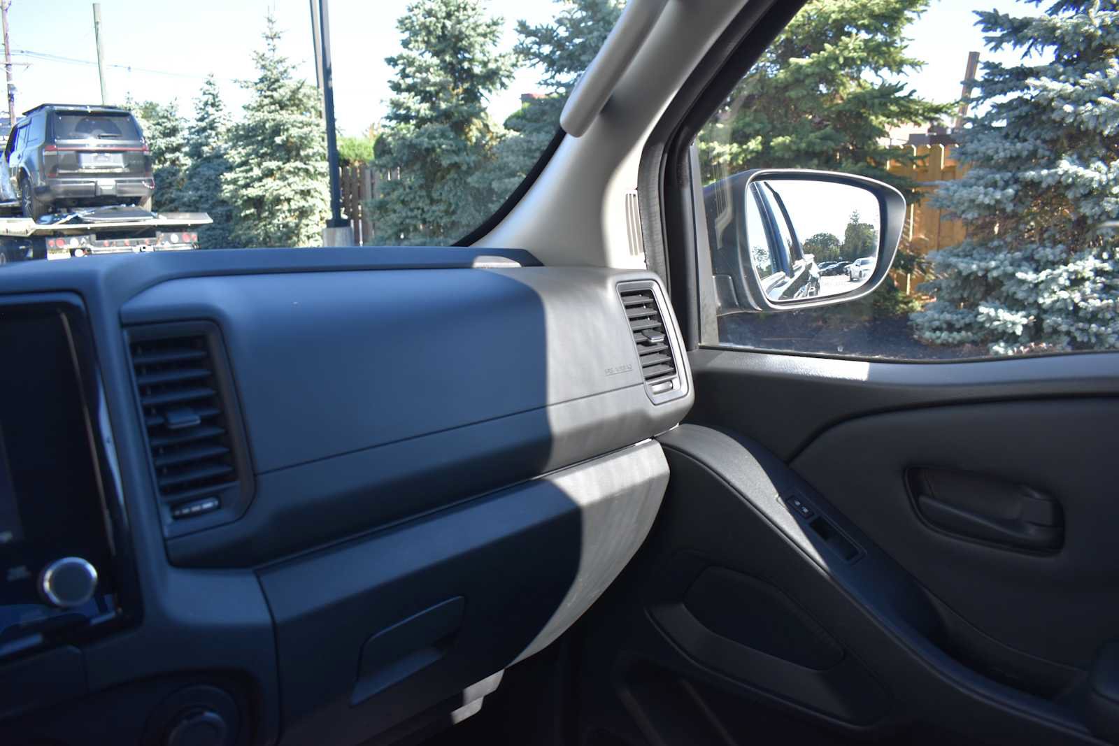 Used 2022 Nissan Frontier S w/ Technology Package AWD/4WD image 30