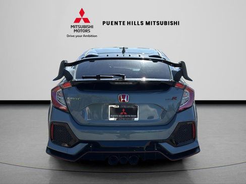 Used 2019 Honda Civic Type R image 6