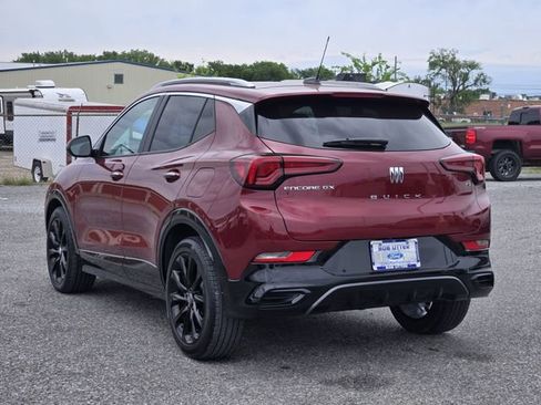 Used 2024 Buick Encore GX Sport Touring w/ Experience Buick Package FWD image 5
