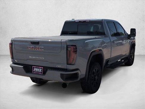 Used 2024 GMC Sierra 2500 AT4 w/ Technology Package AWD/4WD image 5