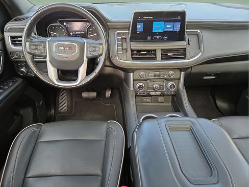 Used 2021 GMC Yukon XL SLT w/ SLT Premium Package AWD/4WD image 12