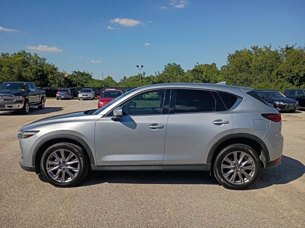 Used 2019 MAZDA CX-5 Grand Touring FWD image 2