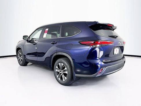 New 2026 Toyota Highlander XLE image 6