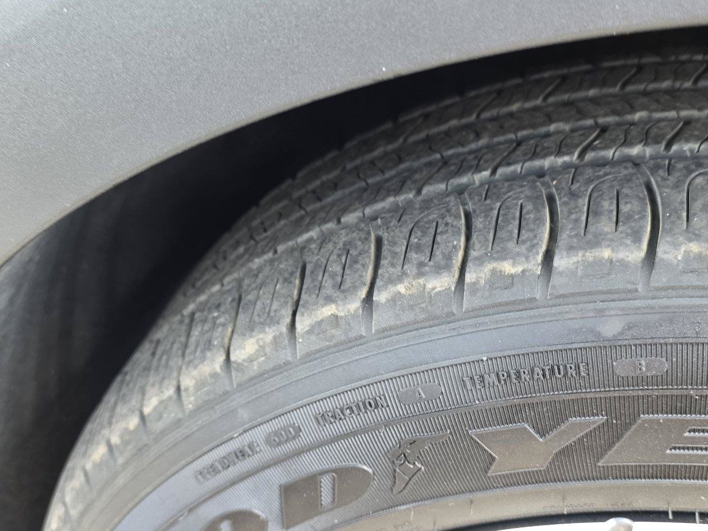 Used 2024 Buick Envision Preferred AWD/4WD image 36