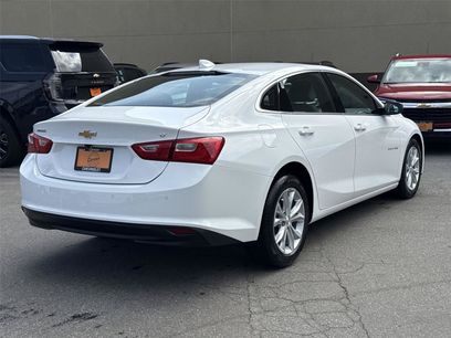 Used 2025 Chevrolet Malibu LT