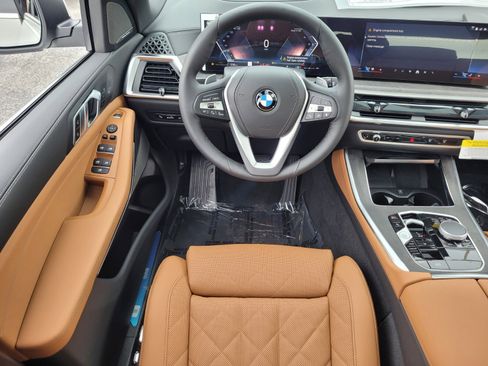 New 2026 BMW X5 sDrive40i image 12