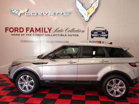 Used 2016 Land Rover Range Rover Evoque SE Premium image 1