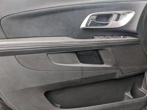 Used 2017 Chevrolet Equinox LS FWD image 14
