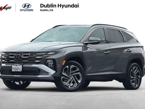 Certified 2025 Hyundai Tucson Limited image 1