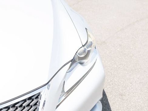 Used 2016 Lexus IS 350 RWD image 7
