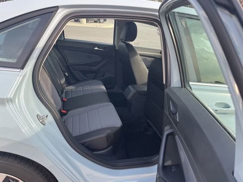 New 2026 Volkswagen Jetta SE FWD image 24