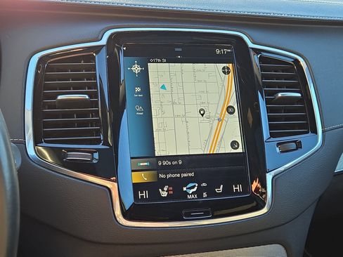 Used 2020 Volvo XC90 T6 R-Design image 19