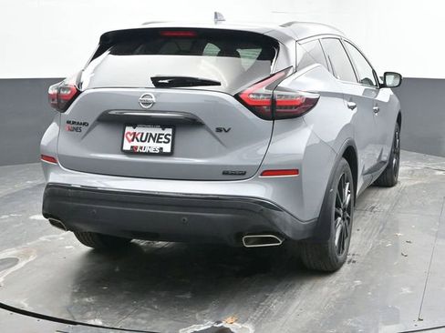 Used 2022 Nissan Murano SV w/ SV Midnight Edition Package image 9
