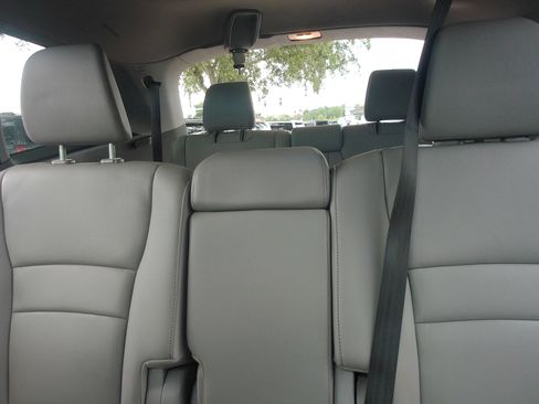 Used 2020 Honda Pilot EX-L image 25
