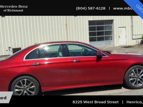 Used 2022 Mercedes-Benz E 450 4MATIC Sedan image 3
