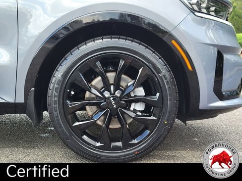 Used 2023 Kia Sorento SX FWD image 12
