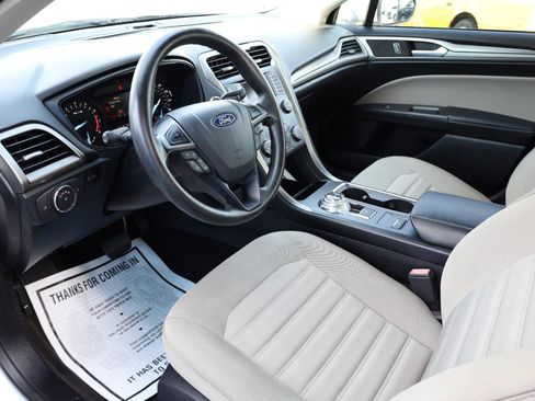 Used 2019 Ford Fusion S FWD image 8