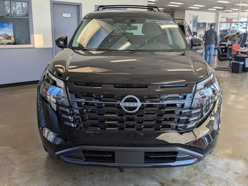 New 2026 Nissan Pathfinder SV image 2