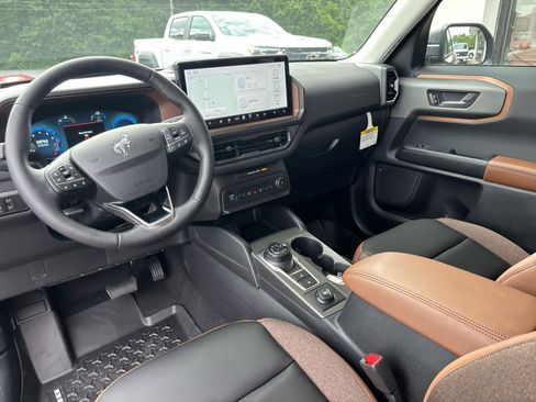 New 2025 Ford Bronco Sport Outer Banks w/ Outer Banks Tech Package+ image 21