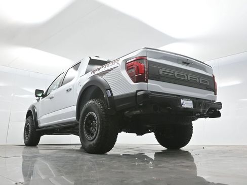 Used 2025 Ford F150 Raptor AWD/4WD image 55