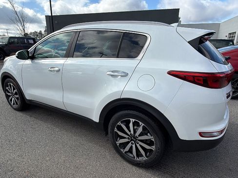 Used 2018 Kia Sportage EX image 10