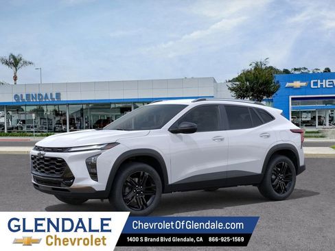 New 2026 Chevrolet Trax ACTIV image 2