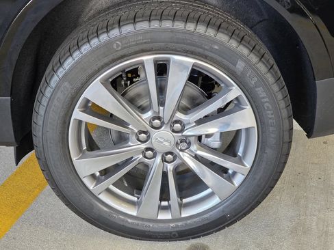New 2026 Cadillac XT5 Premium Luxury w/ Driver Assist Package FWD image 5