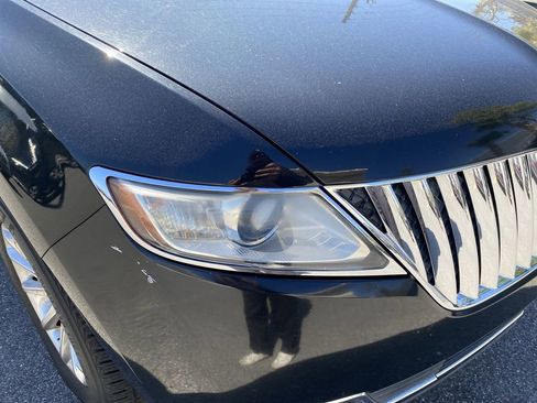 Used 2013 Lincoln MKX FWD image 19