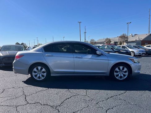 Used 2010 Honda Accord EX image 5