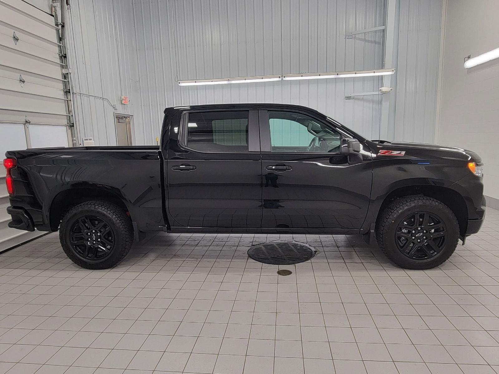 Used 2026 Chevrolet Silverado 1500 RST AWD/4WD image 12