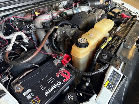 Used 2002 Ford F350 Lariat AWD/4WD image 17