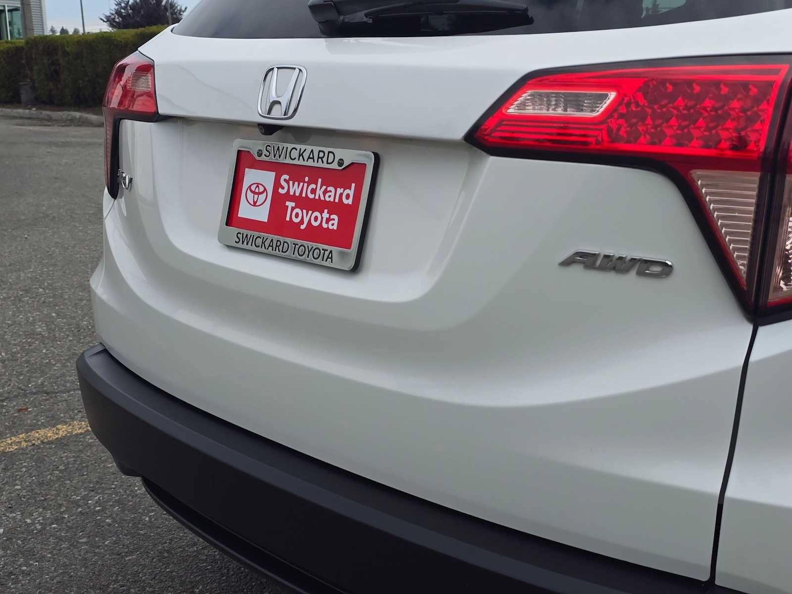 Used 2018 Honda HR-V EX image 13