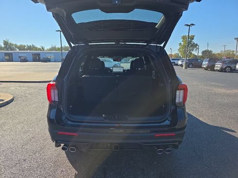 New 2026 Ford Explorer ST AWD/4WD image 11