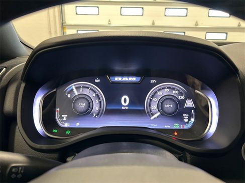 New 2026 RAM 1500 4x4 Crew Cab image 22