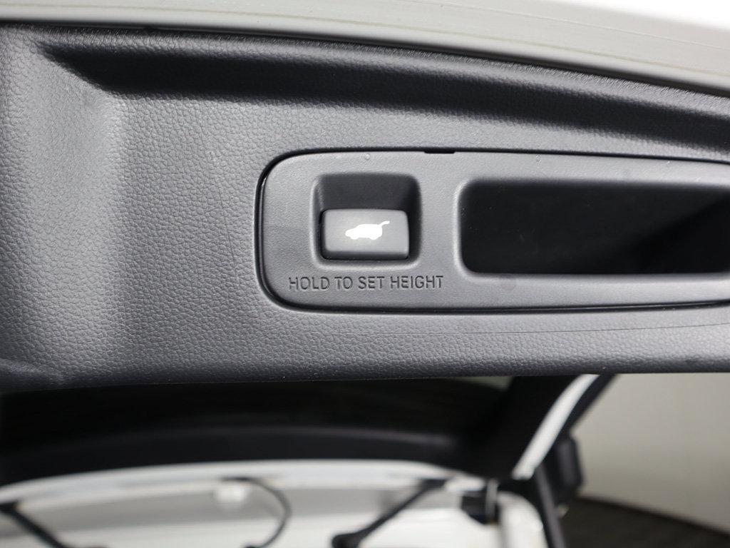 Used 2024 Honda CR-V EX-L image 20