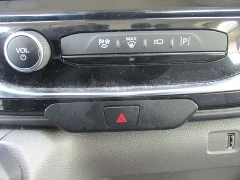 Used 2023 Ford Transit 350 XLT image 16