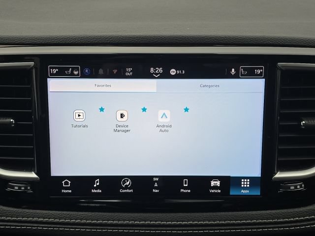 Used 2024 Chrysler Pacifica Limited FWD image 39