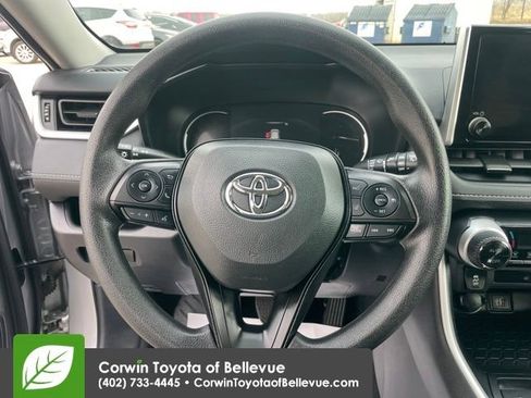 Used 2025 Toyota RAV4 XLE image 22