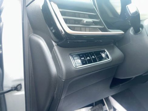 Used 2025 Buick Envision Sport Touring image 15