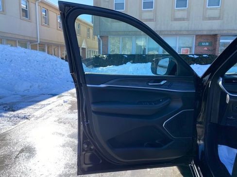 New 2026 Jeep Grand Cherokee Limited w/ Limited Altitude Package image 21