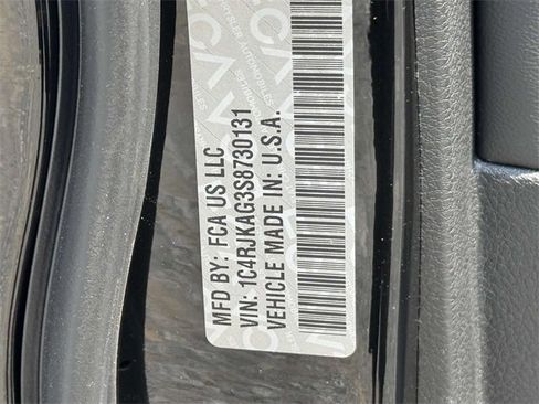 New 2025 Jeep Grand Cherokee L Laredo w/ Luxury Tech Group I image 25