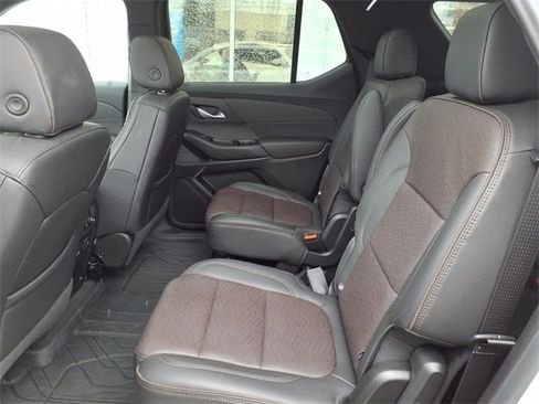 Used 2023 Chevrolet Traverse High Country w/ LPO, Floor Liner Package image 5