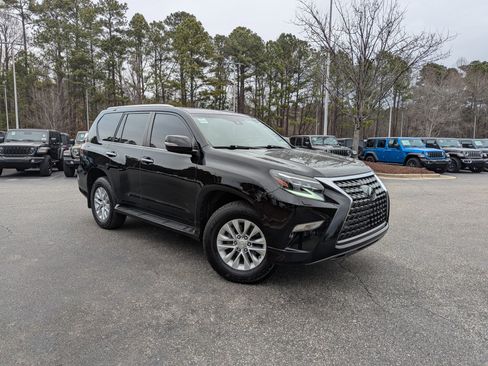 Used 2021 Lexus GX 460 Premium image 3